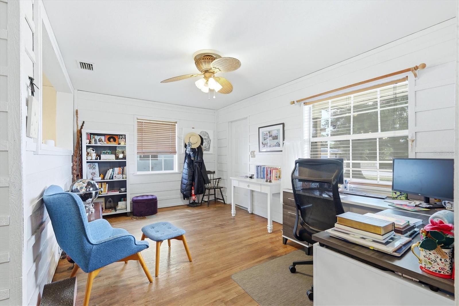 Front/living room