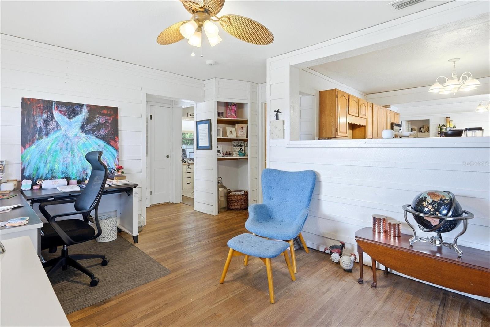Front/living room