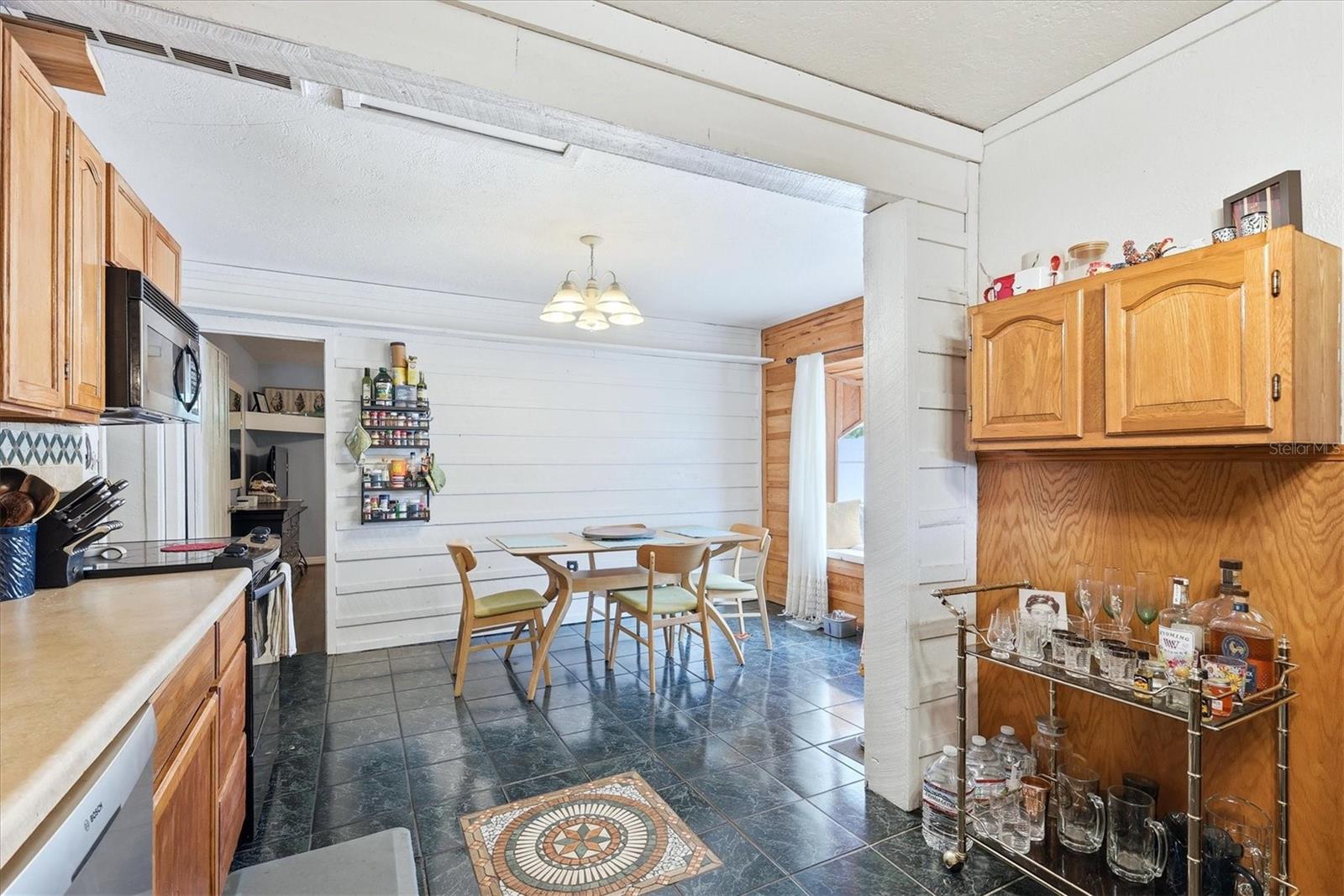 Kitchen/dining room