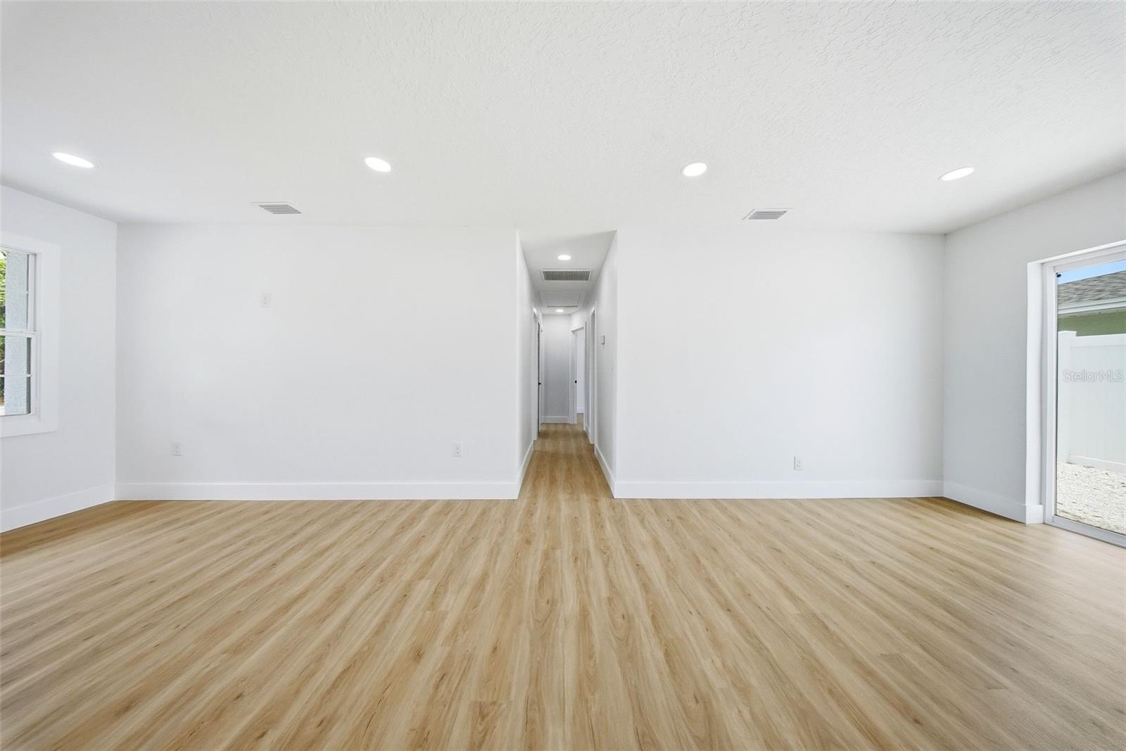 Living and Eating Area
