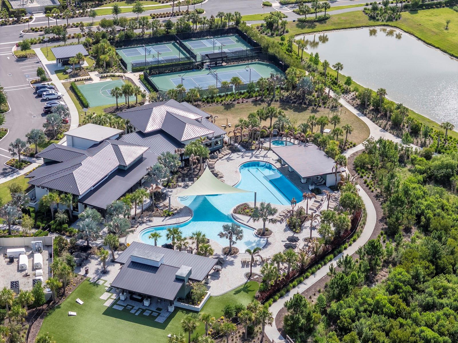 Aerial View of Rivers Landing resort style amenities.
