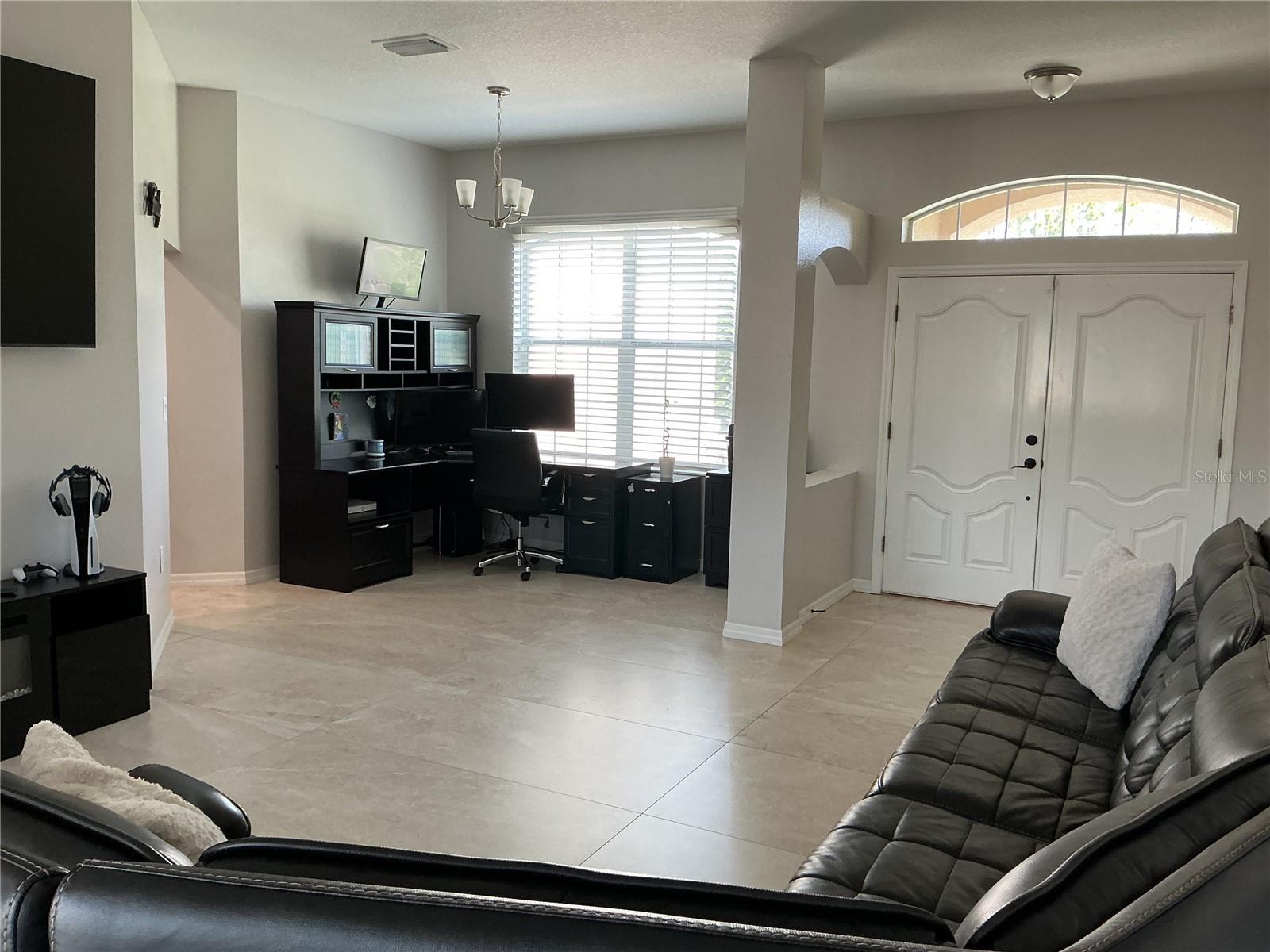 TB8505001