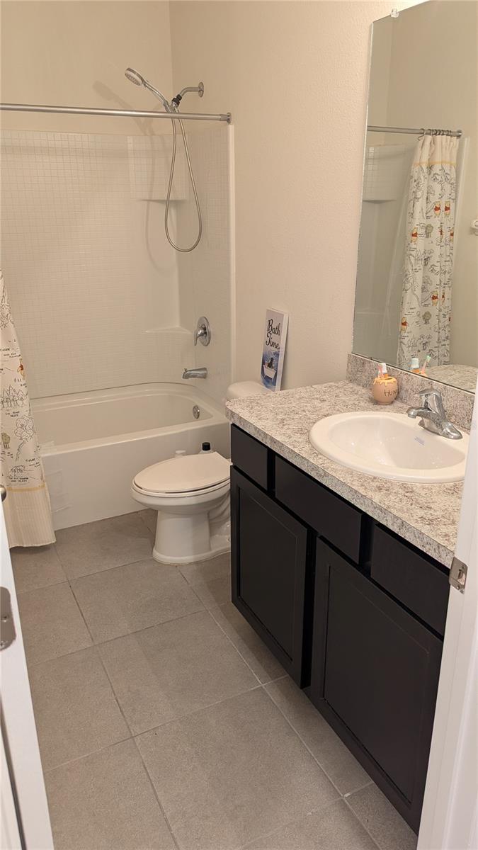Second bathroom/full