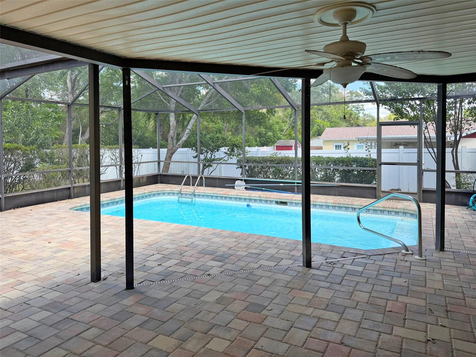 Screened In Pool & Patio