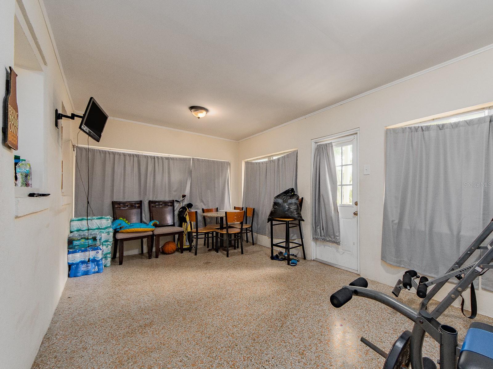 Bonus room