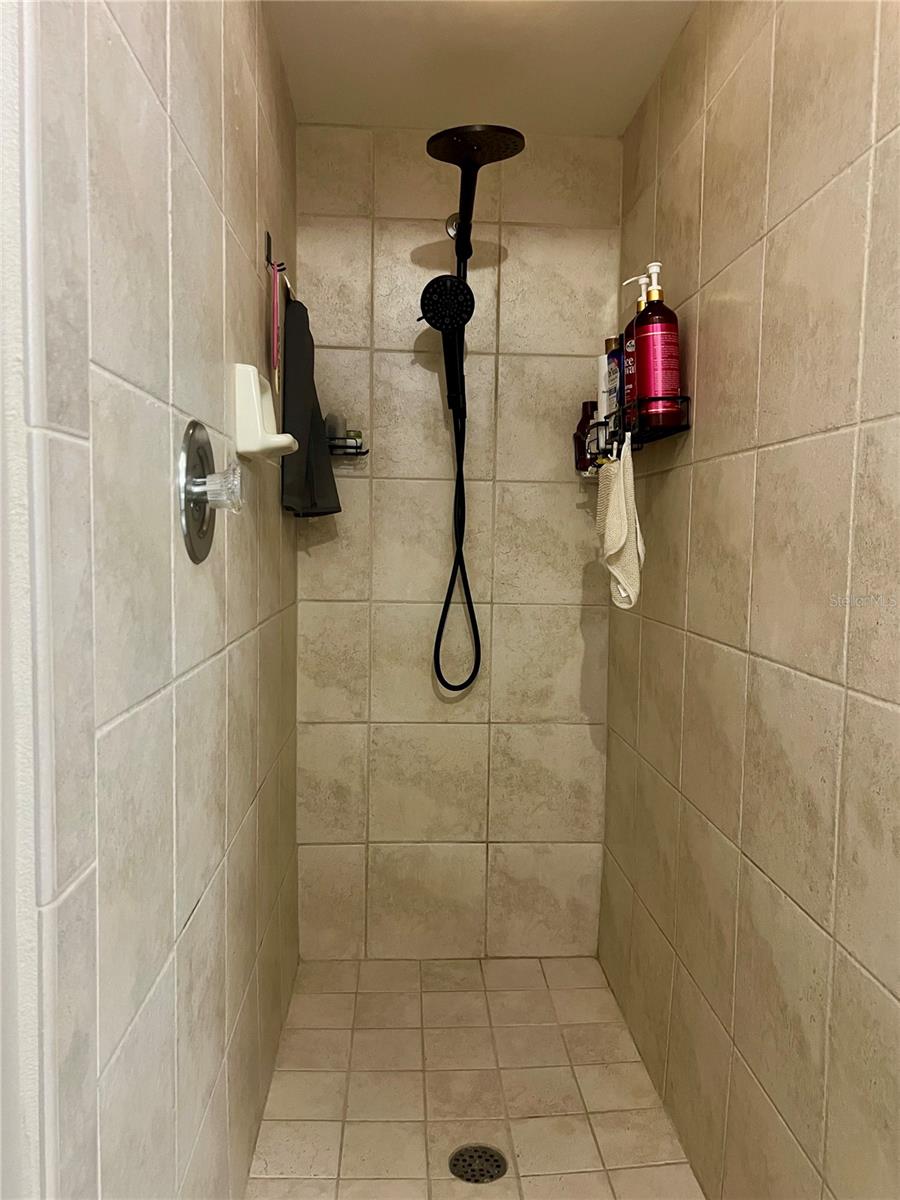 WALK IN SHOWER