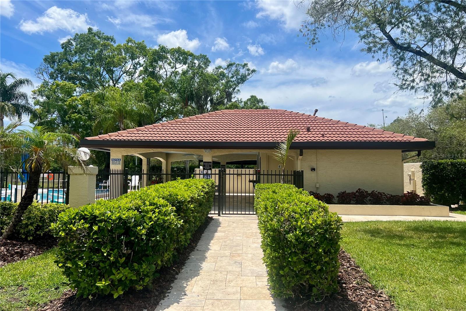 POOL HOUSE