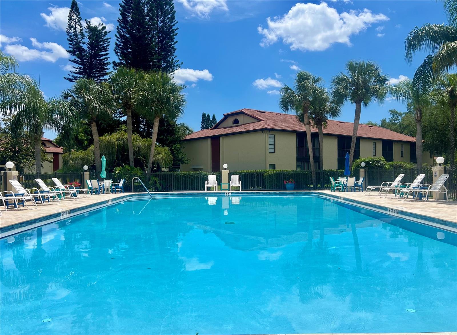 GORGEOUS COMMUNITY POOL