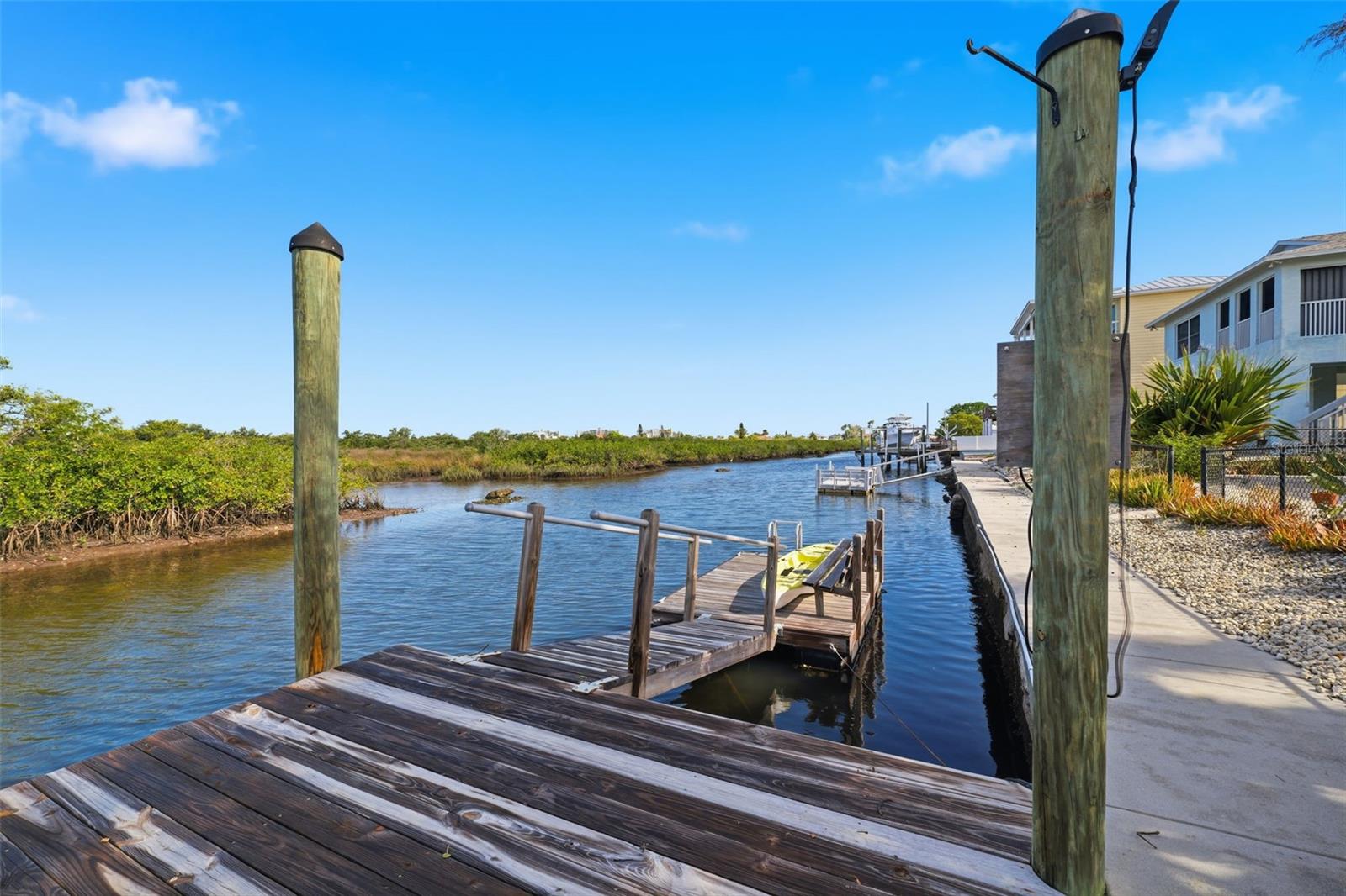 Dock