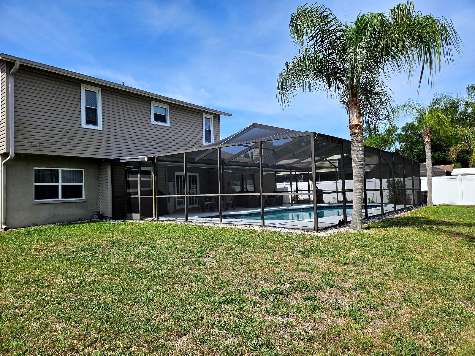 Spacious backyard