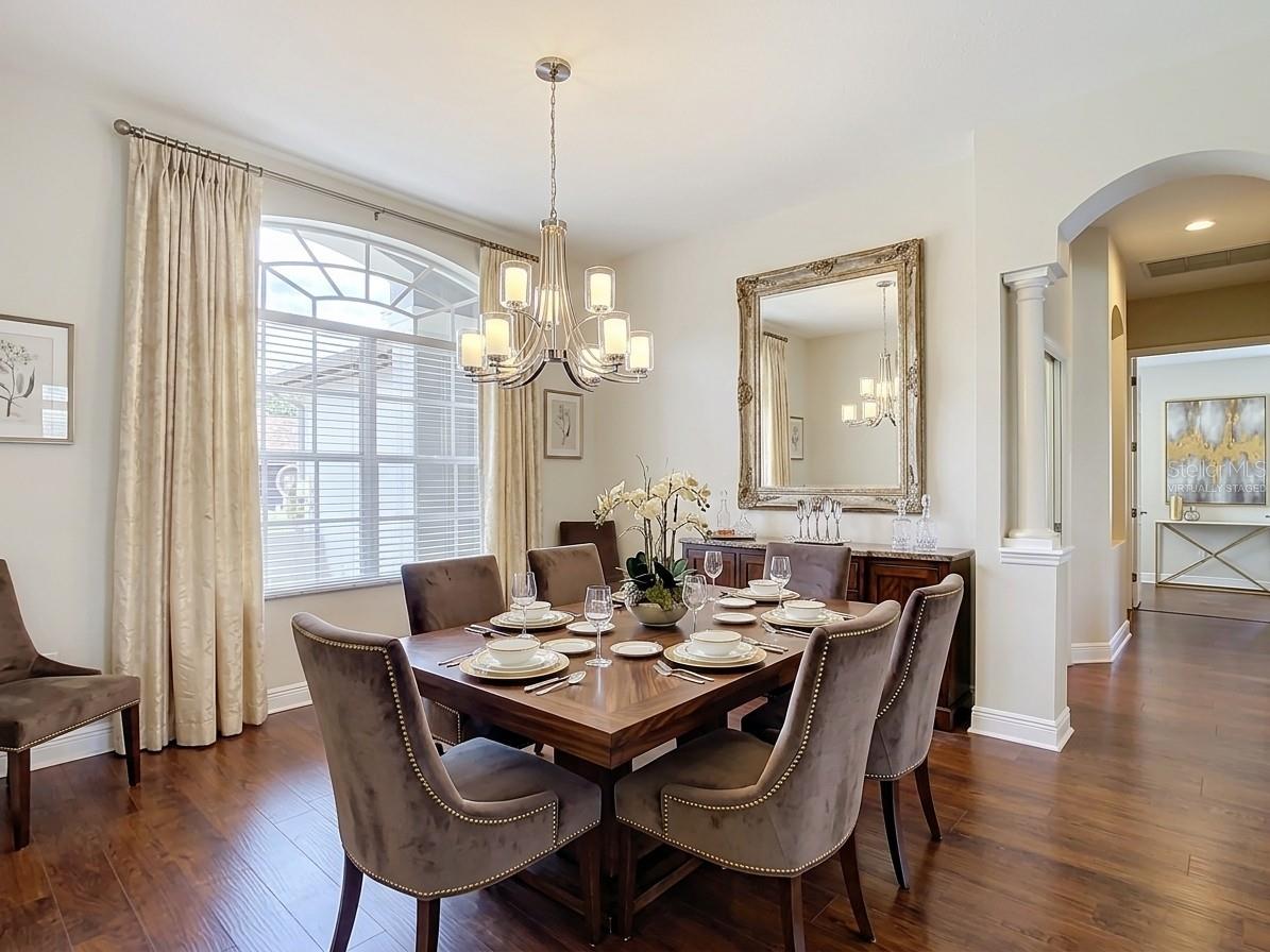 Virtually Staged Dining Room