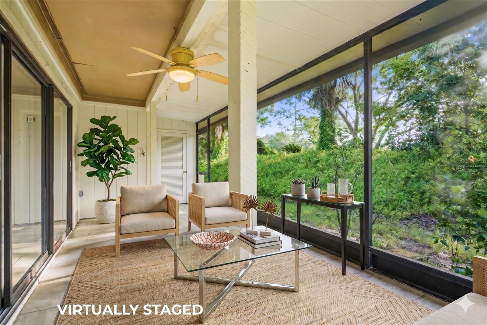 Screened Lanai- Virtually Staged