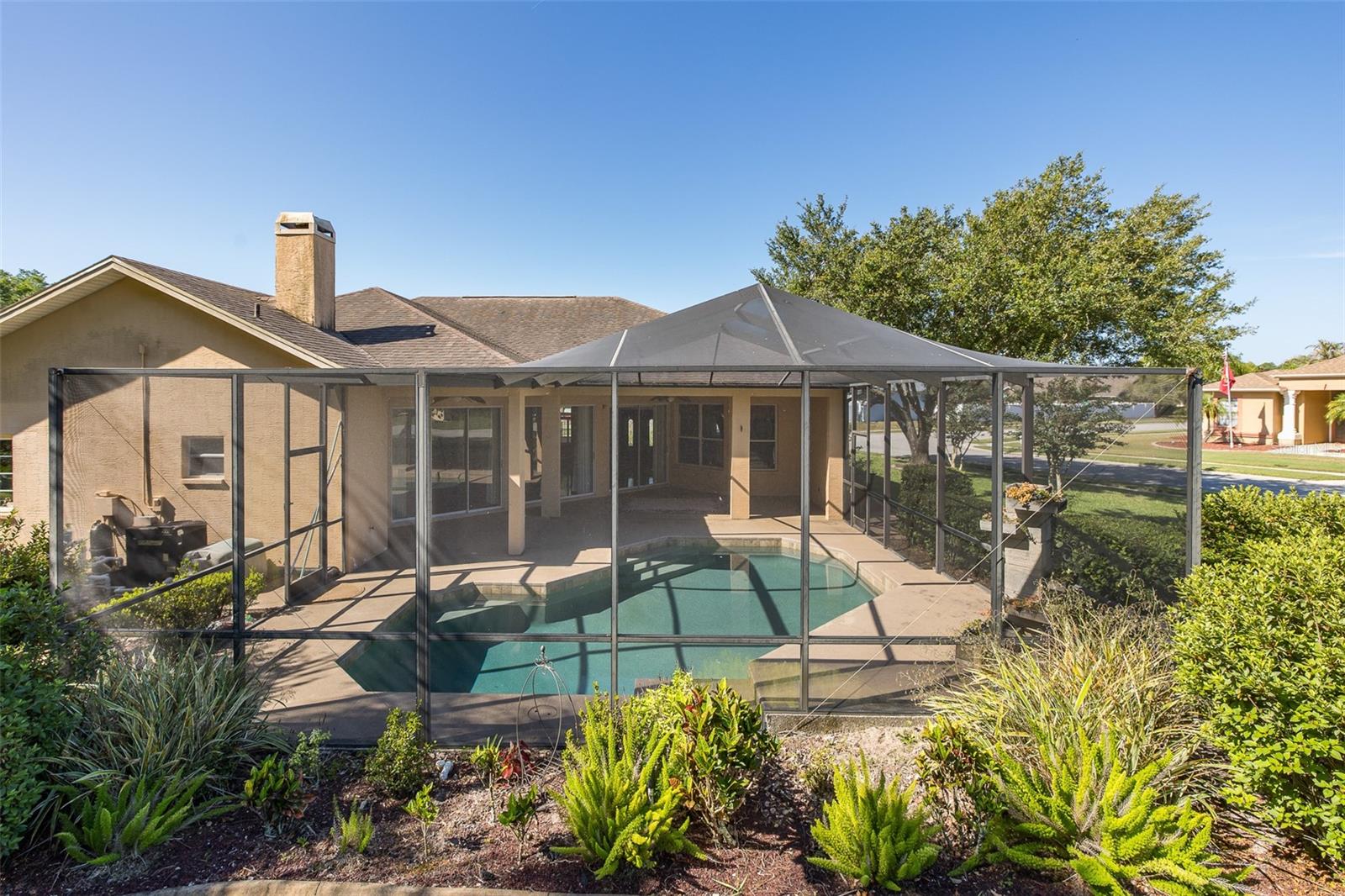 BIG POOL AND DECK