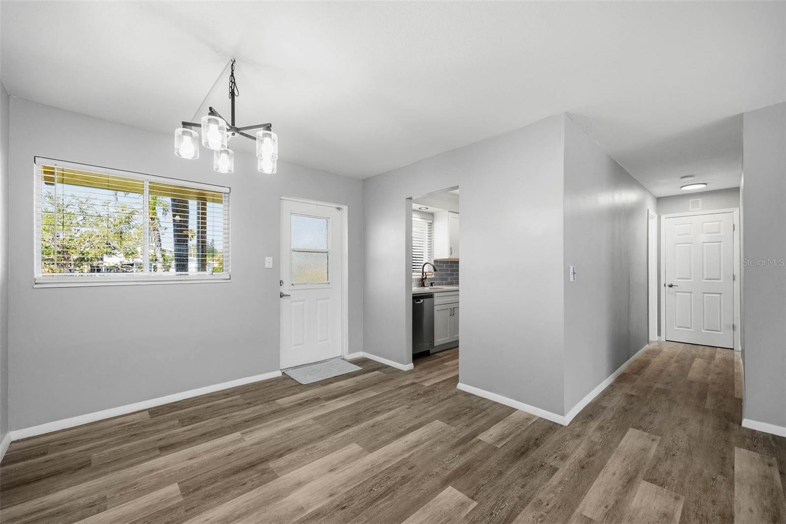 Dining Area leading into Kitchen