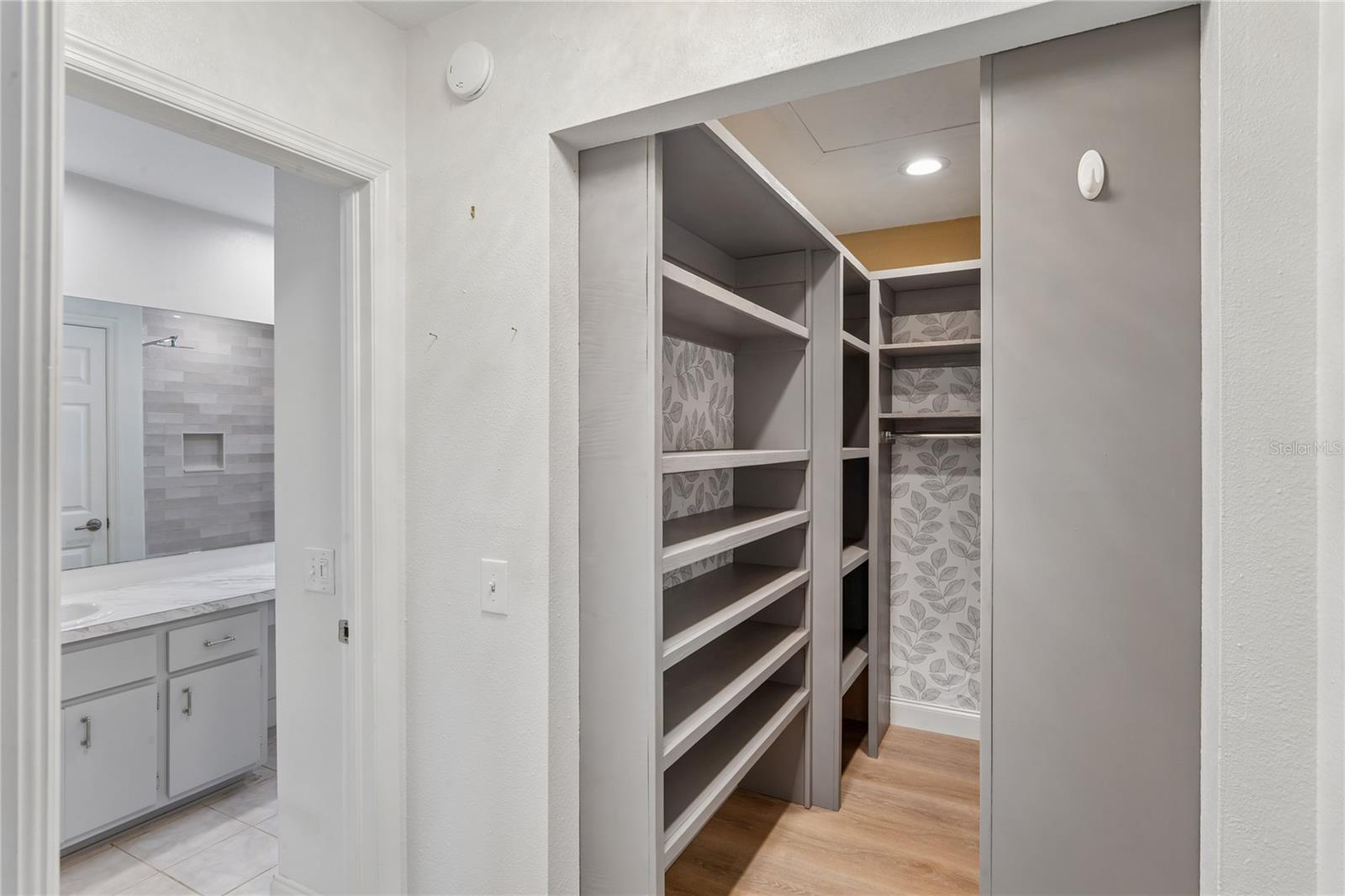 Walk-in closet