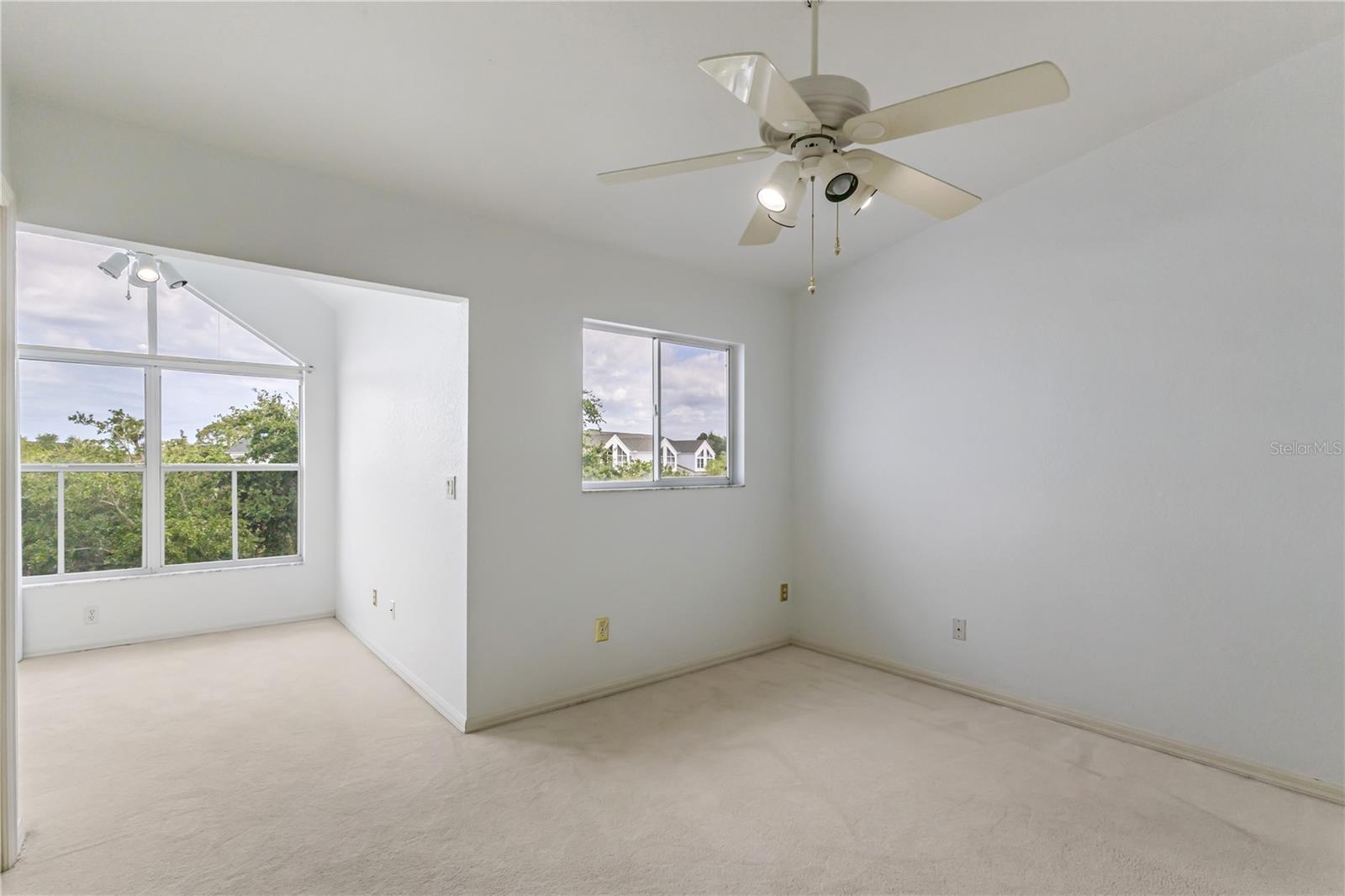Third story guest suite