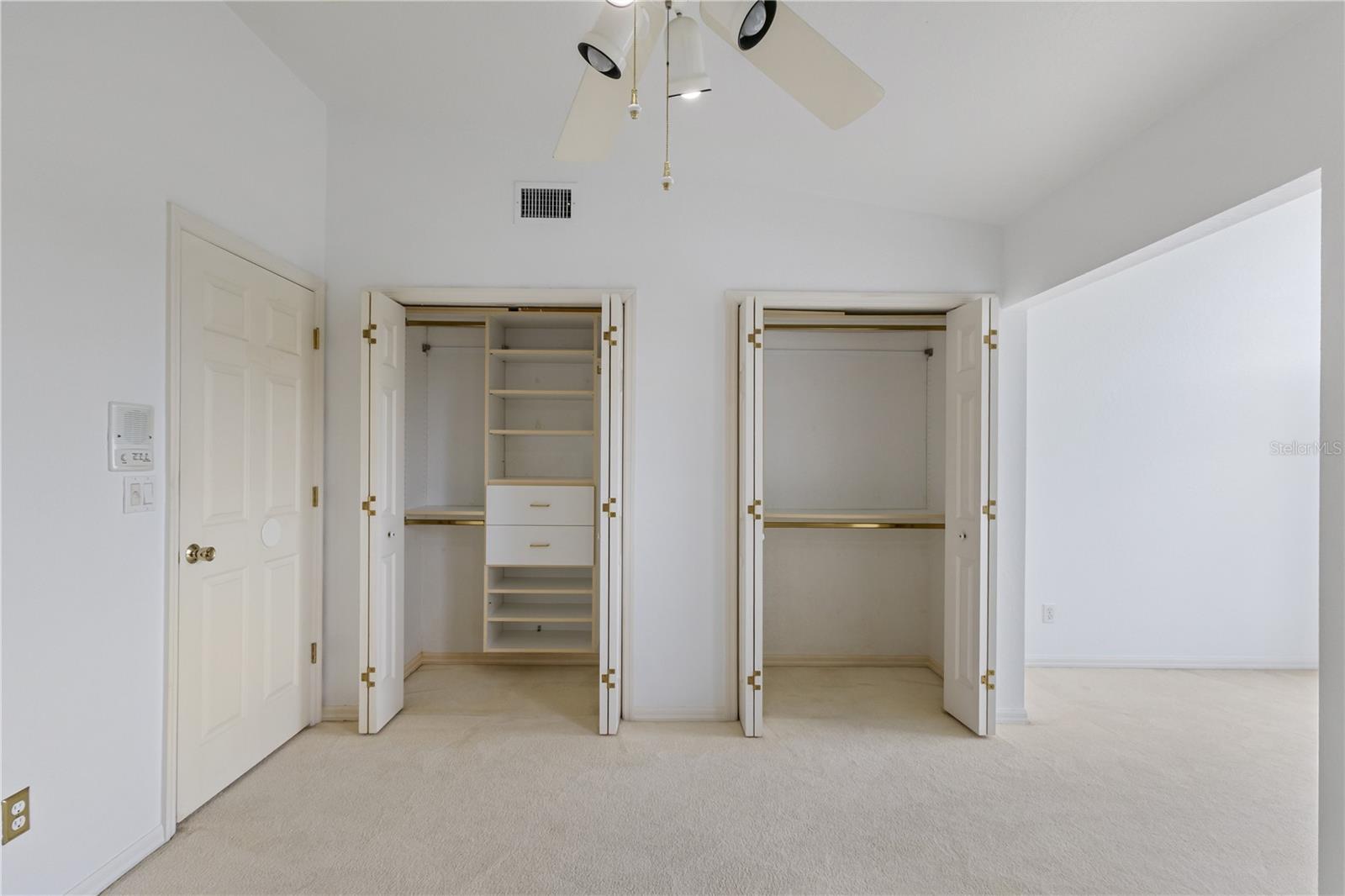 Guest suite dual closets