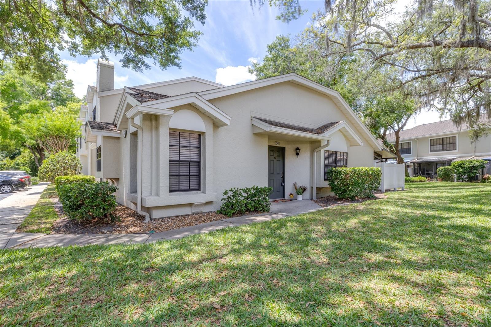 TB8505325