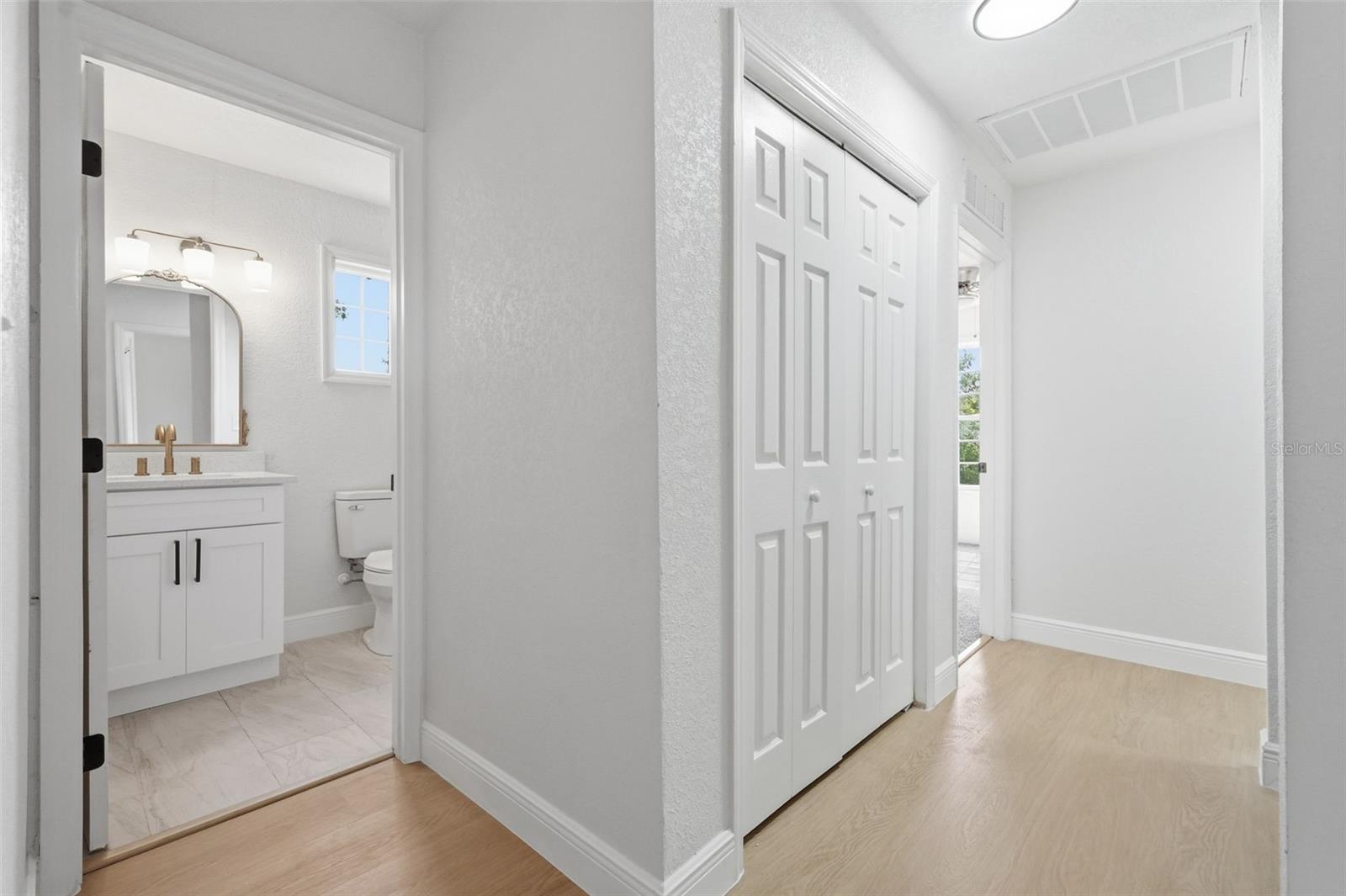 Upstairs bath 2
