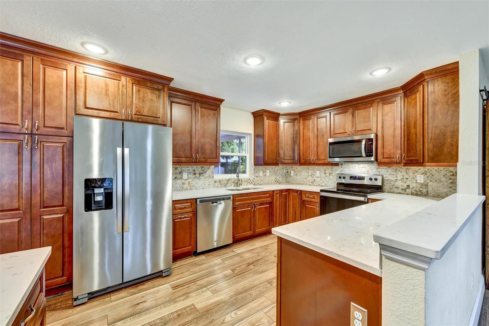 Updated Kitchen w/ Quartz Counter Surfaces