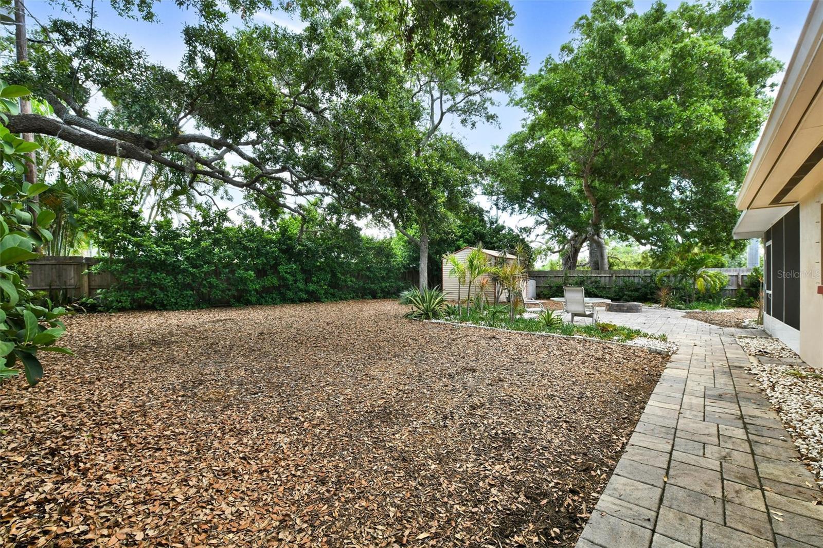 Paver Walkway & Patio Area
