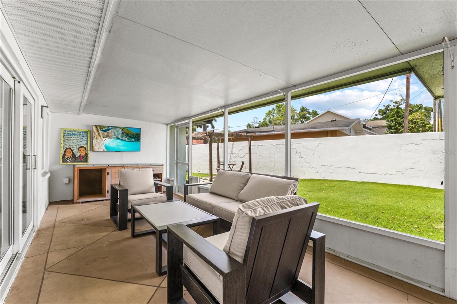 Screened in Porch