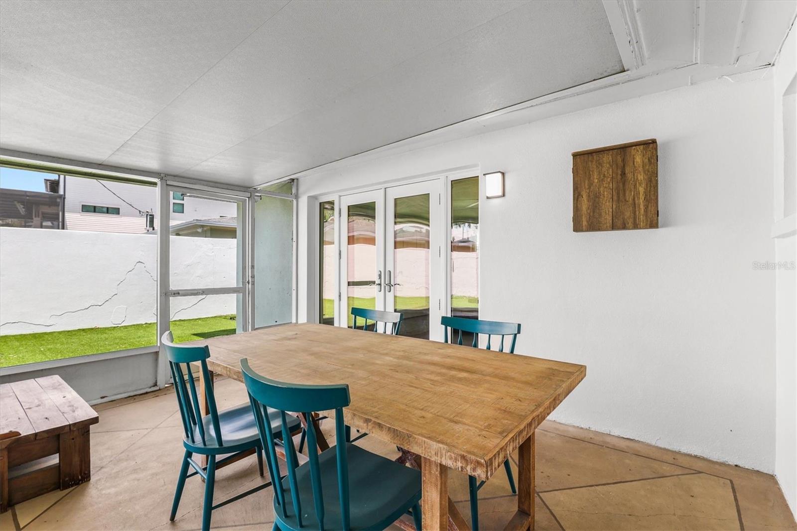 Screened in Porch