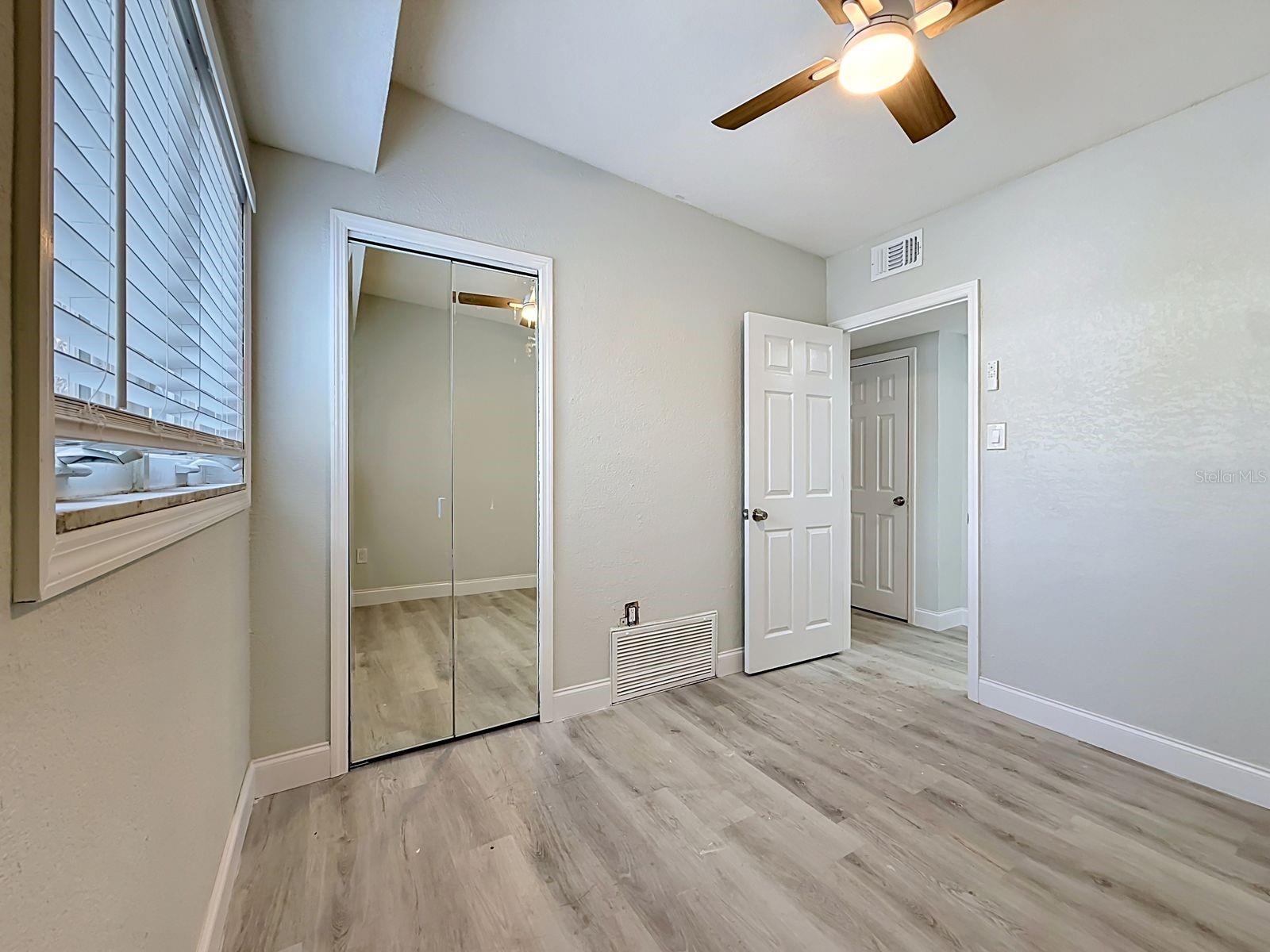 2nd BEDROOM