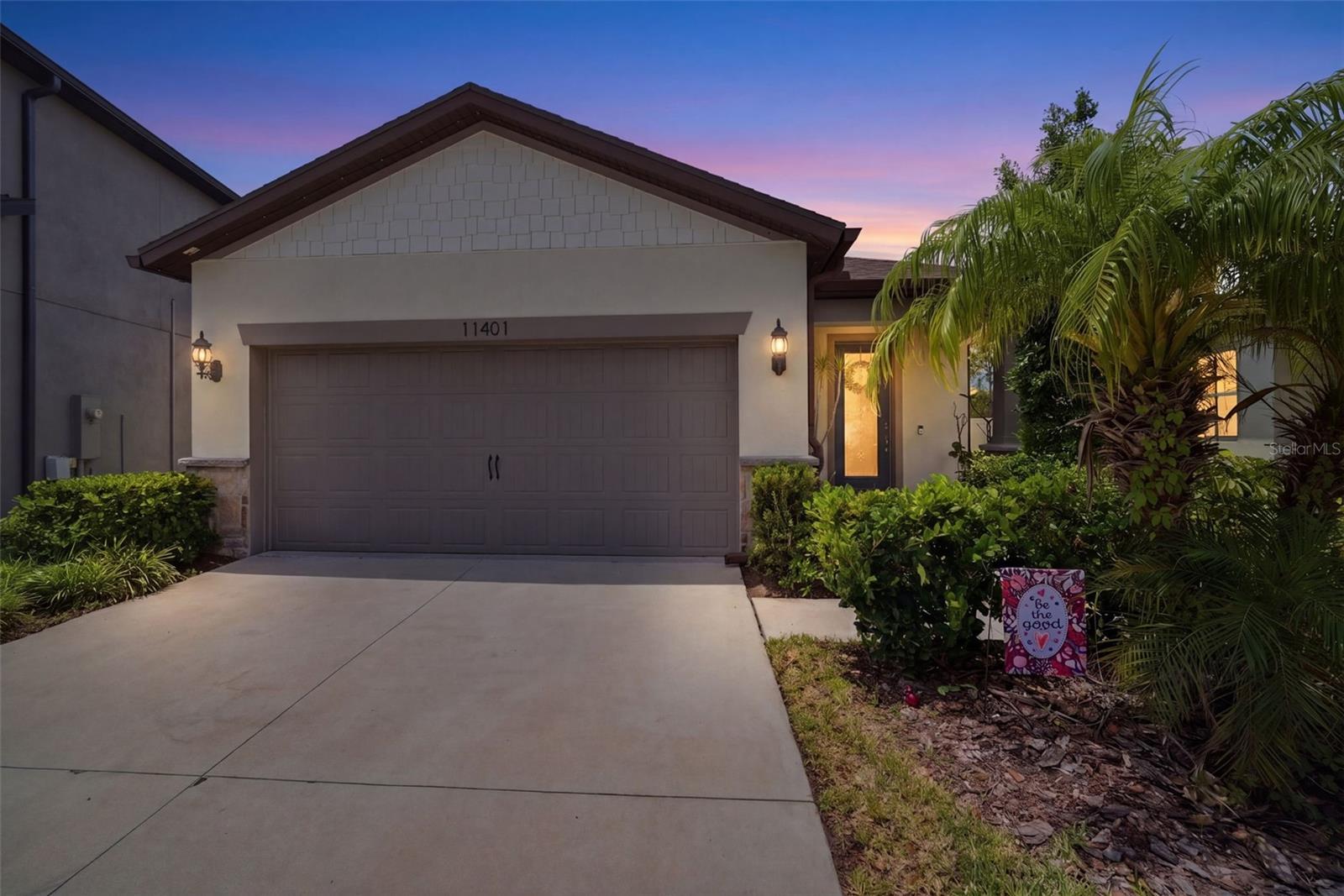 TB8505392