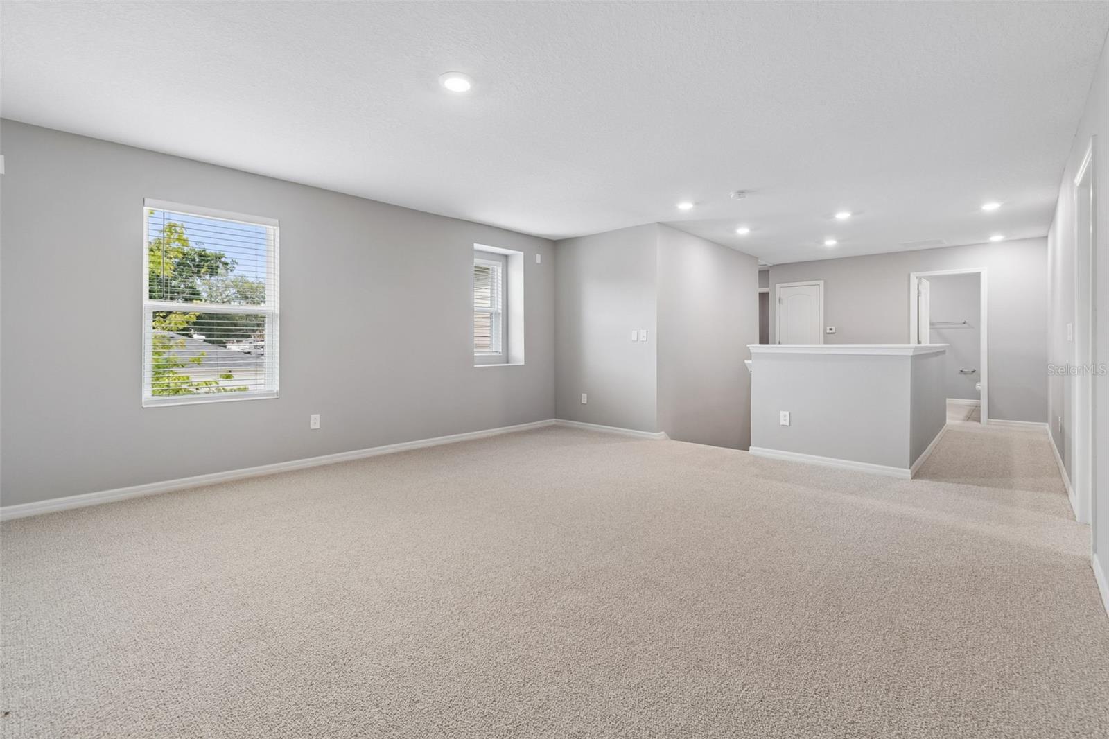Upstairs Game / Living Room