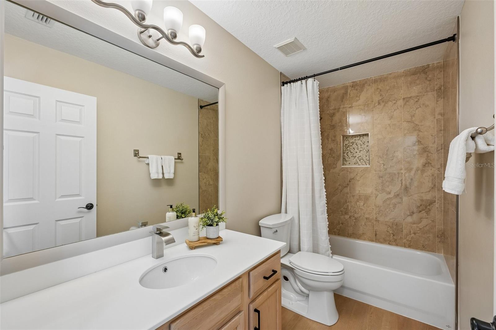 Bathroom 4 - Upstairs