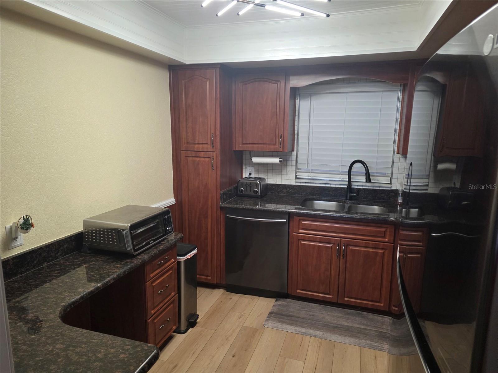 desk or extra cooking counter