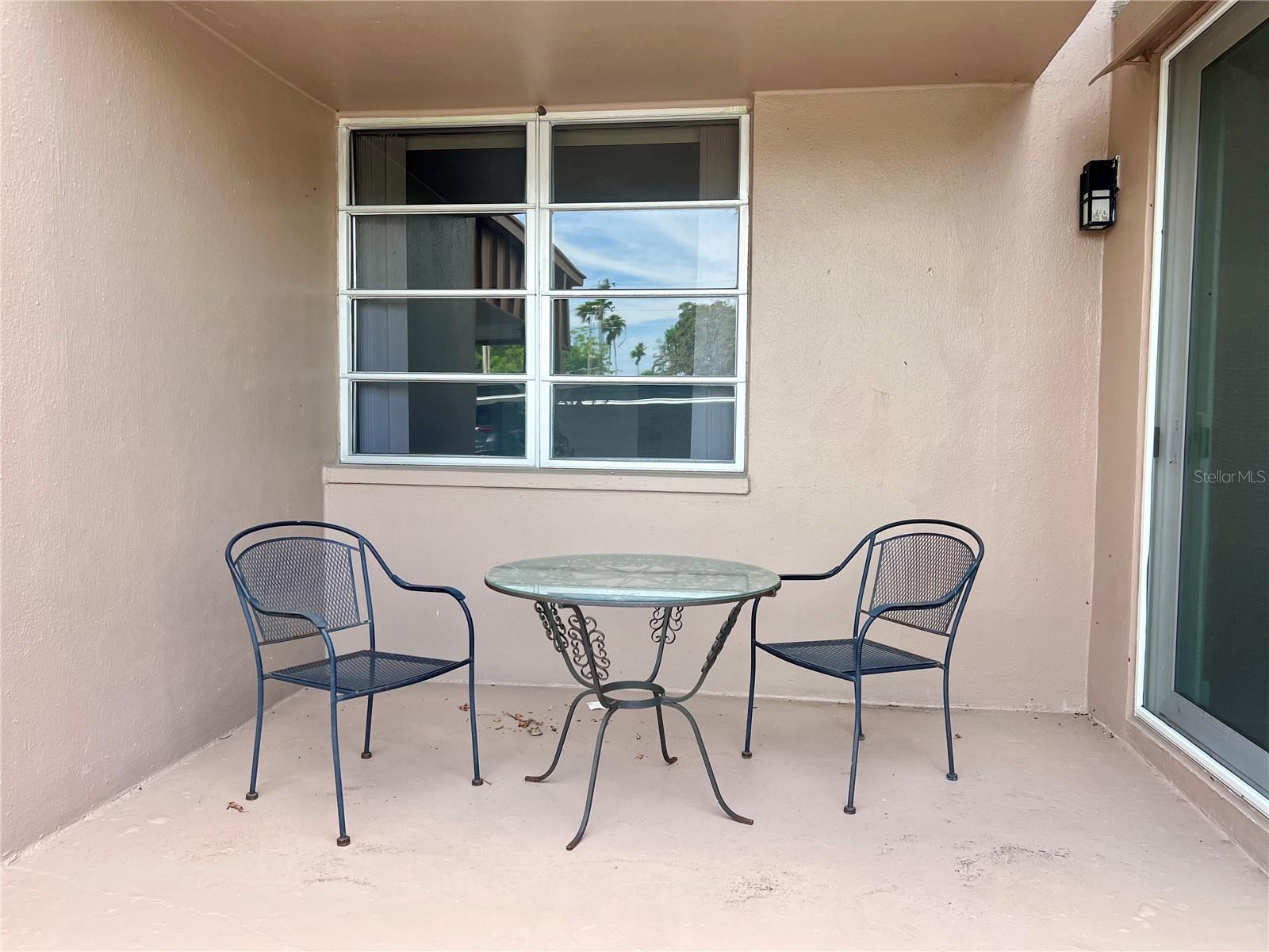 PRIVATE PATIO