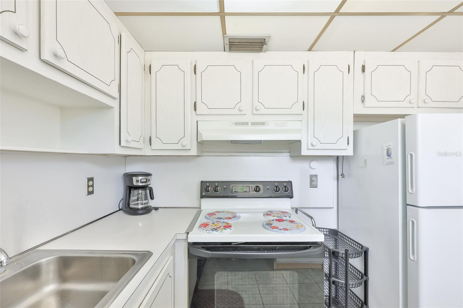 VIEW OF GALLEY KITCHEN
