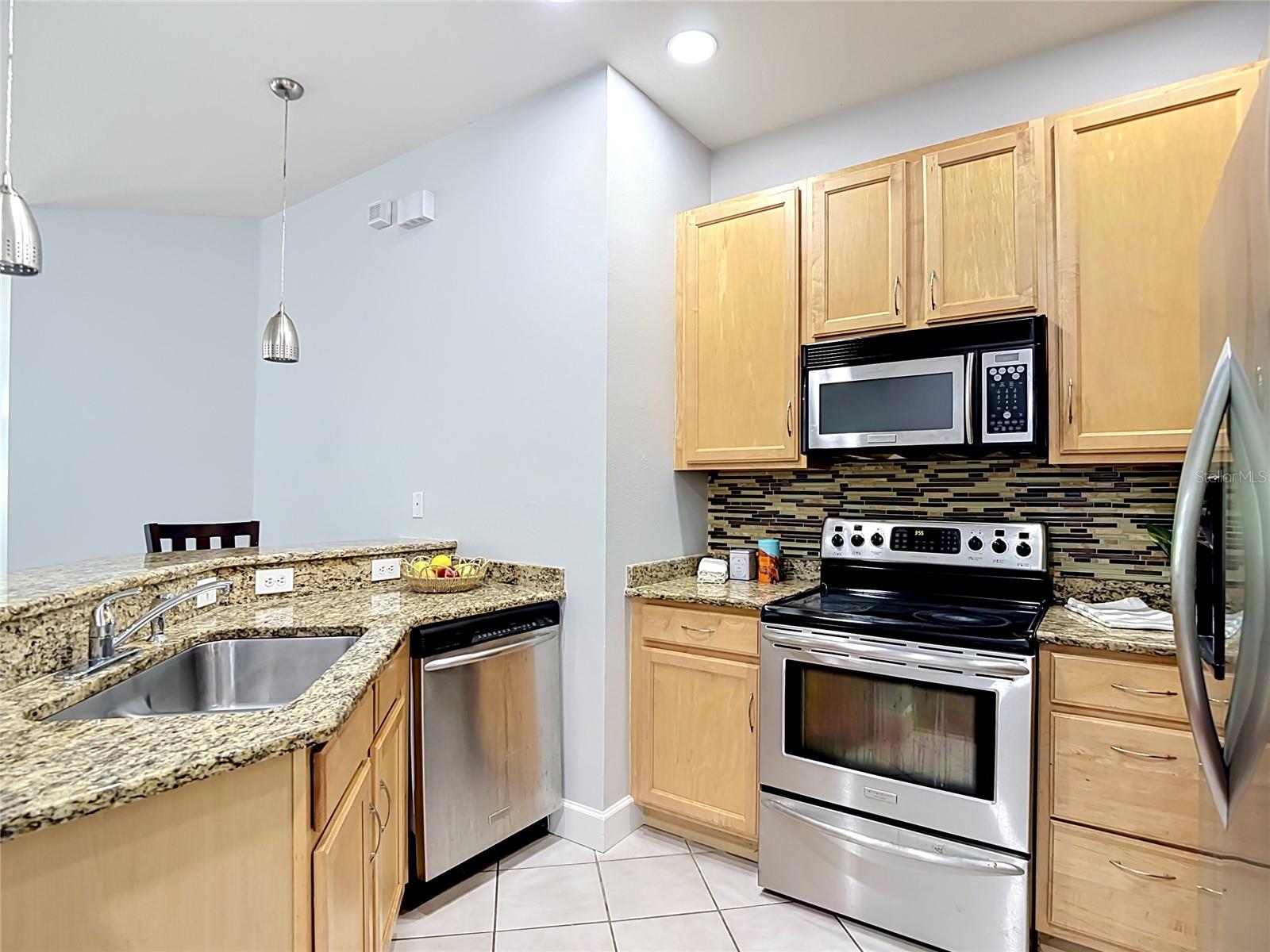 9502 W Park Village 108, Kitchen