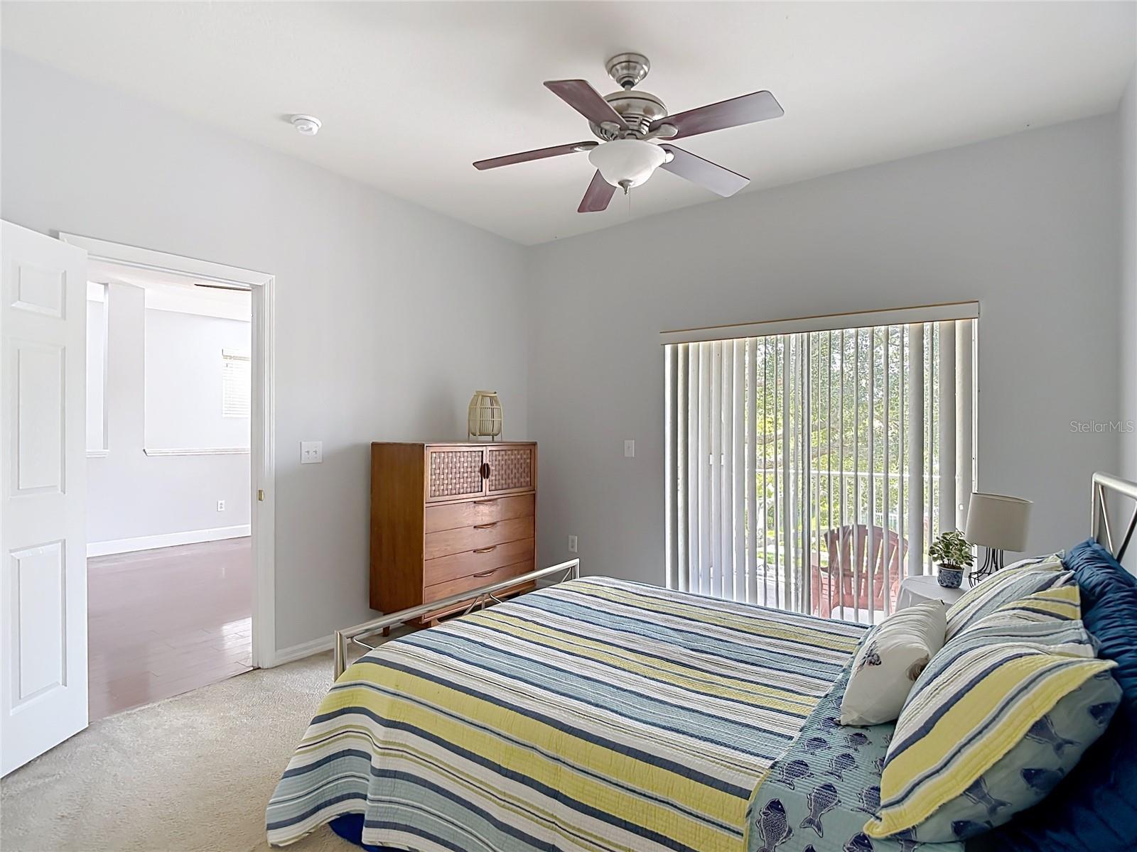 9502 W Park Village 108, Primary bedroom