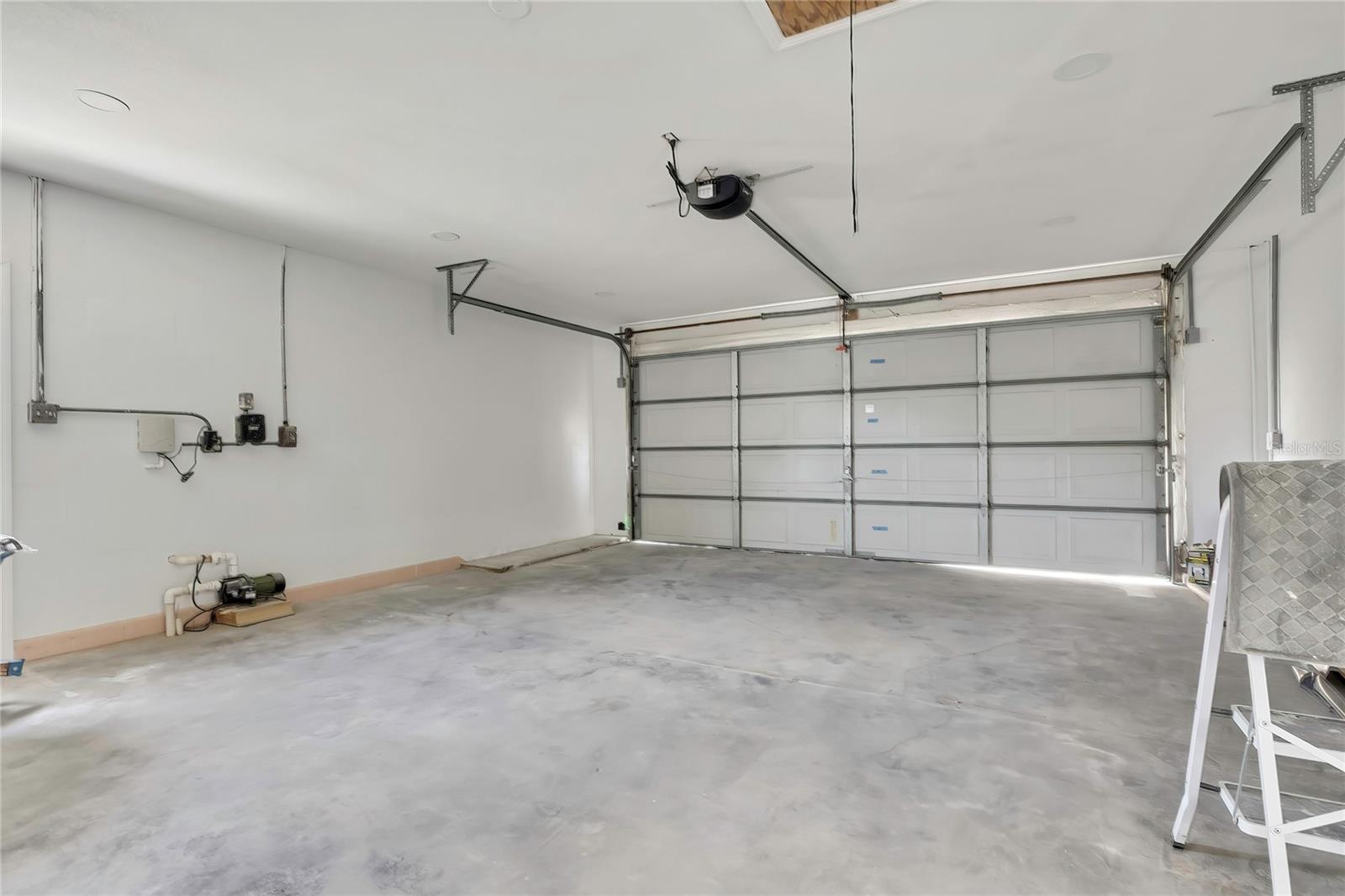2 Car Garage