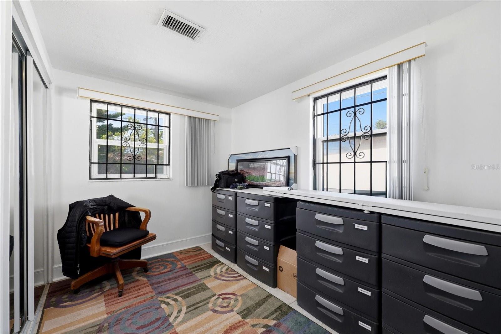 Downstairs 5th bedroom/nursery - potential for custom closet