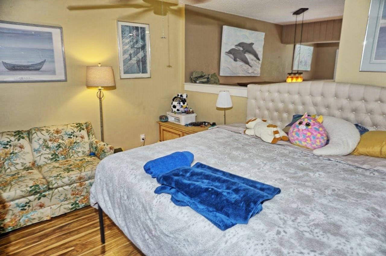 W7885501
