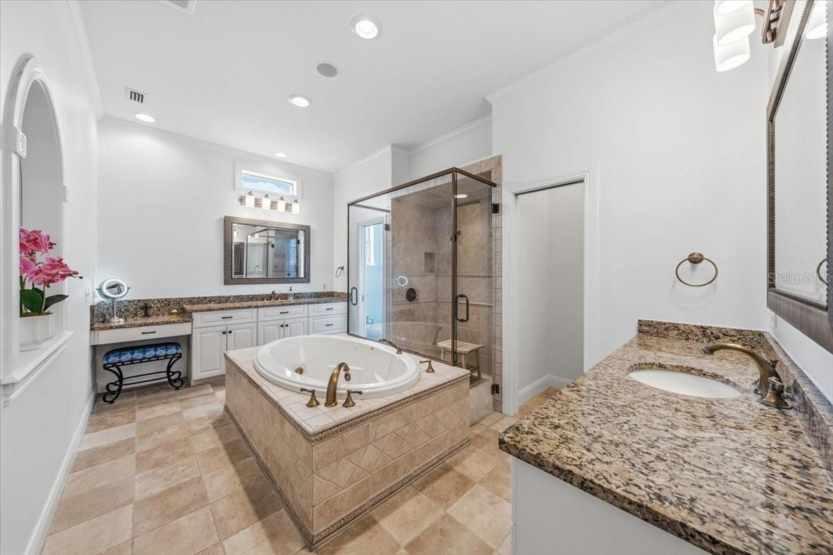 Spa-inspired en-suite bath with luxury finishes