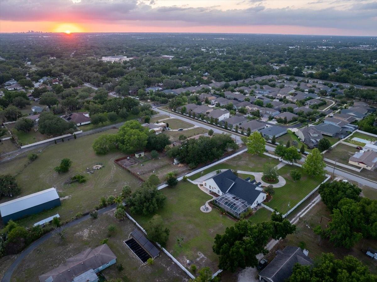 Close proximity to major interstates, shopping, and dining