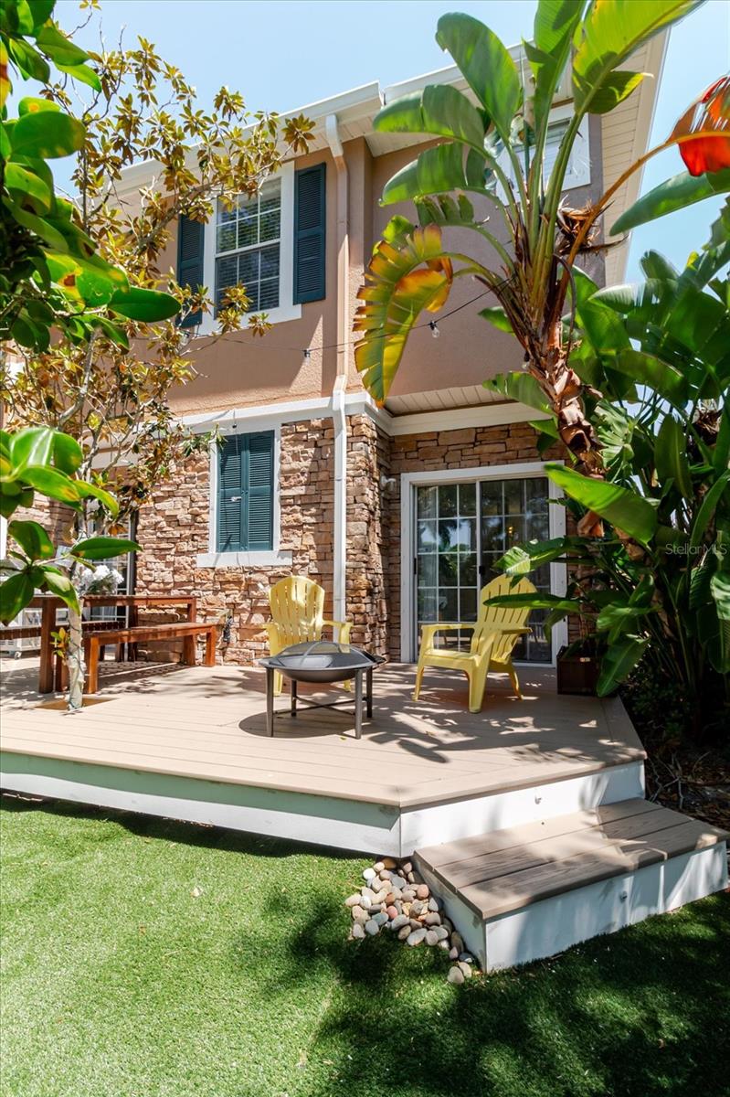 Brand New Deck in 2025 With Astro Turf. Plenty Of Room For A Grill & Unwind From A Long Day