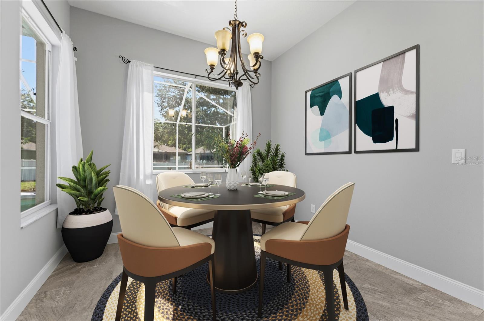 Casual dining area virtually staged