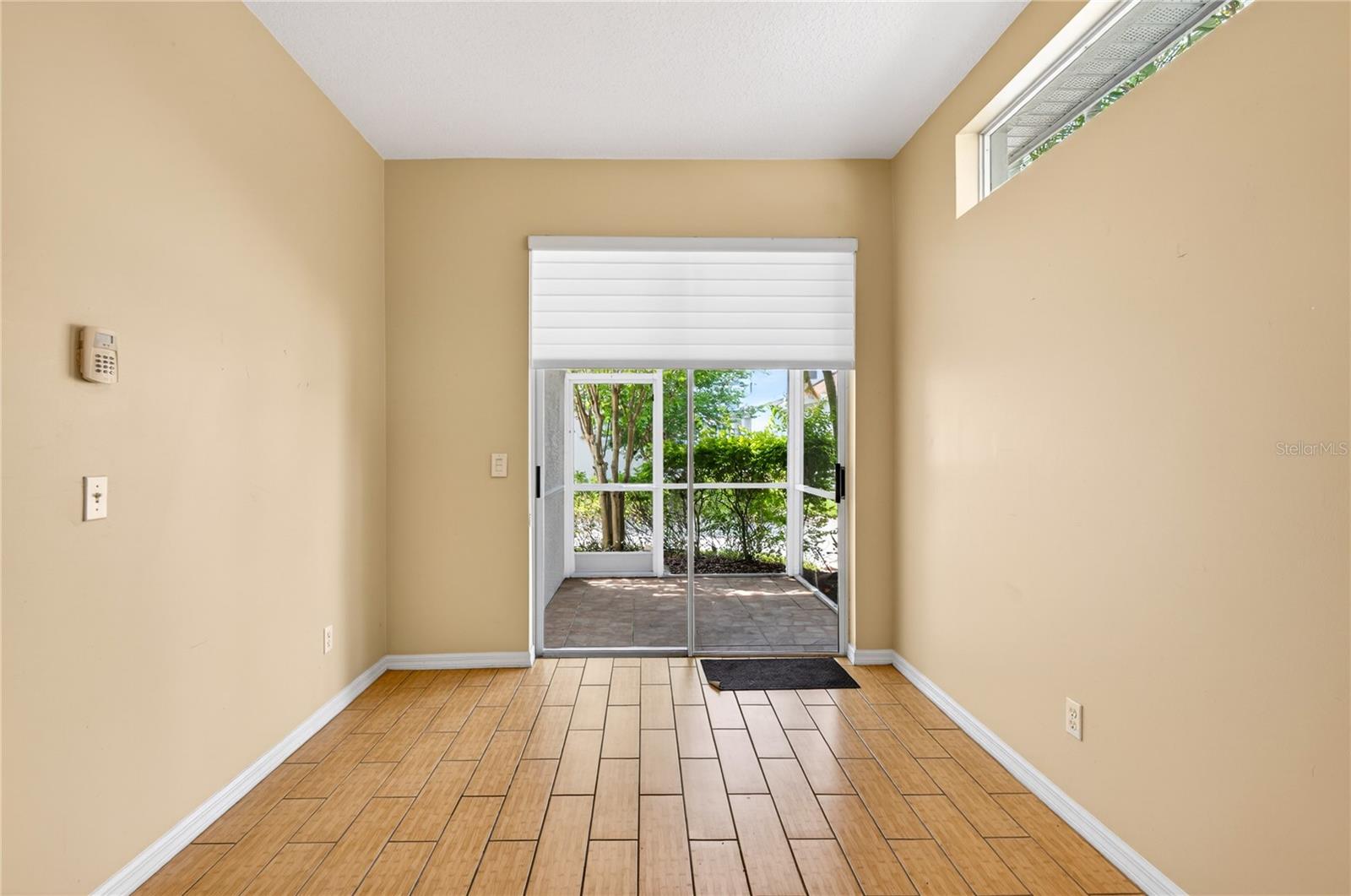 Kitchen Dining area