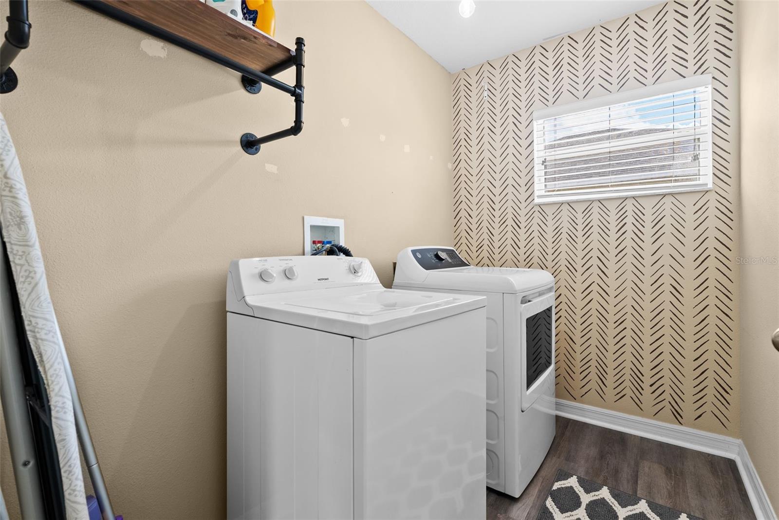 Laundry Room (Upstairs)