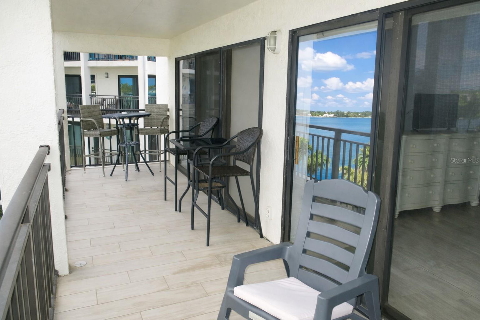 28' Balcony