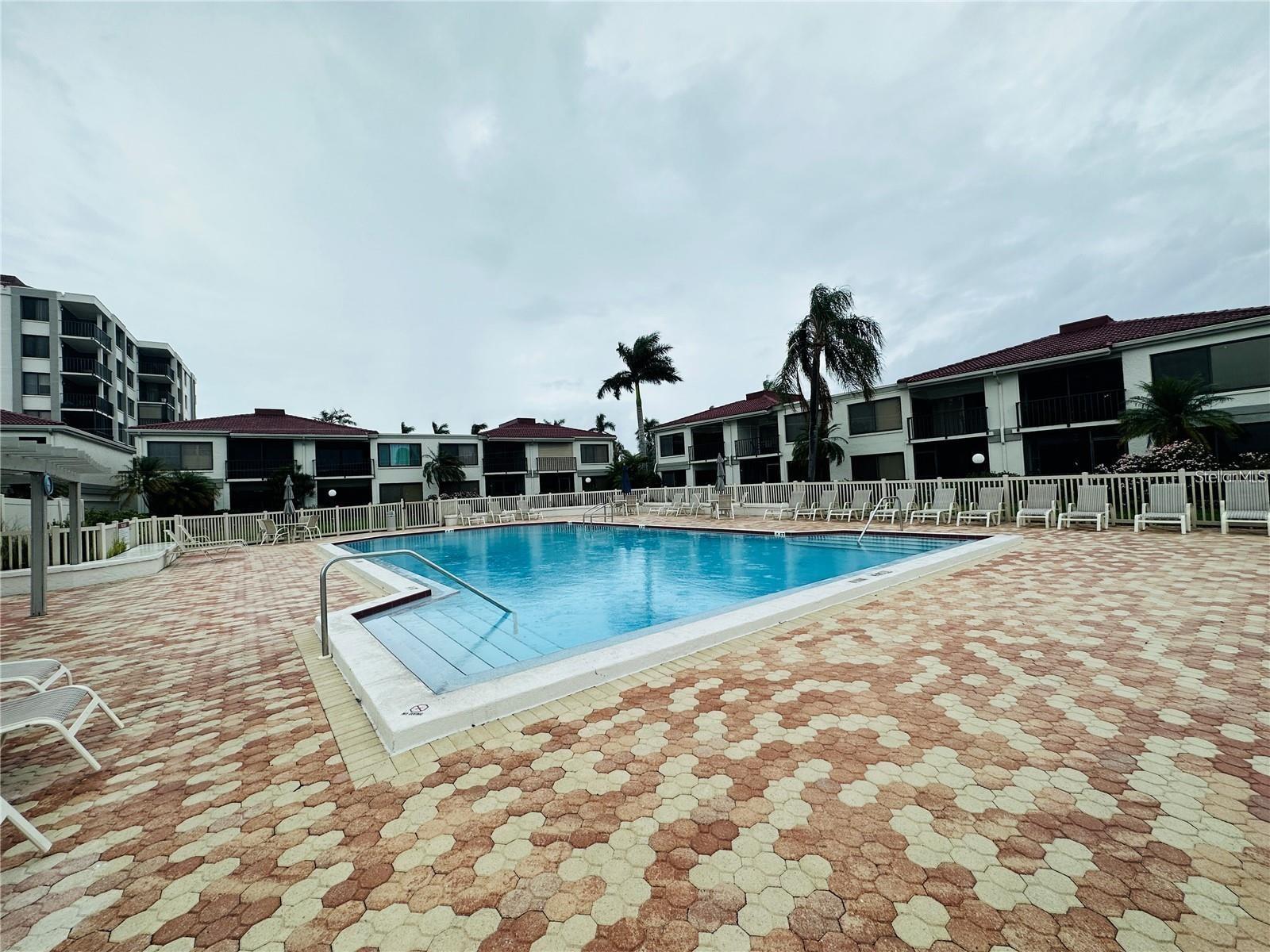TB8505669