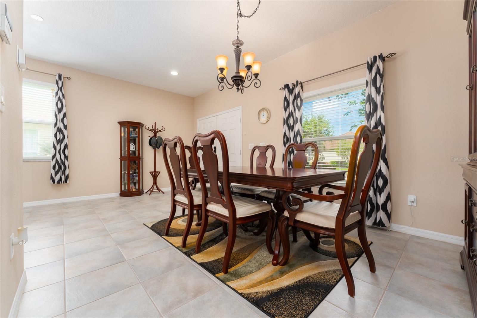Formal dining room