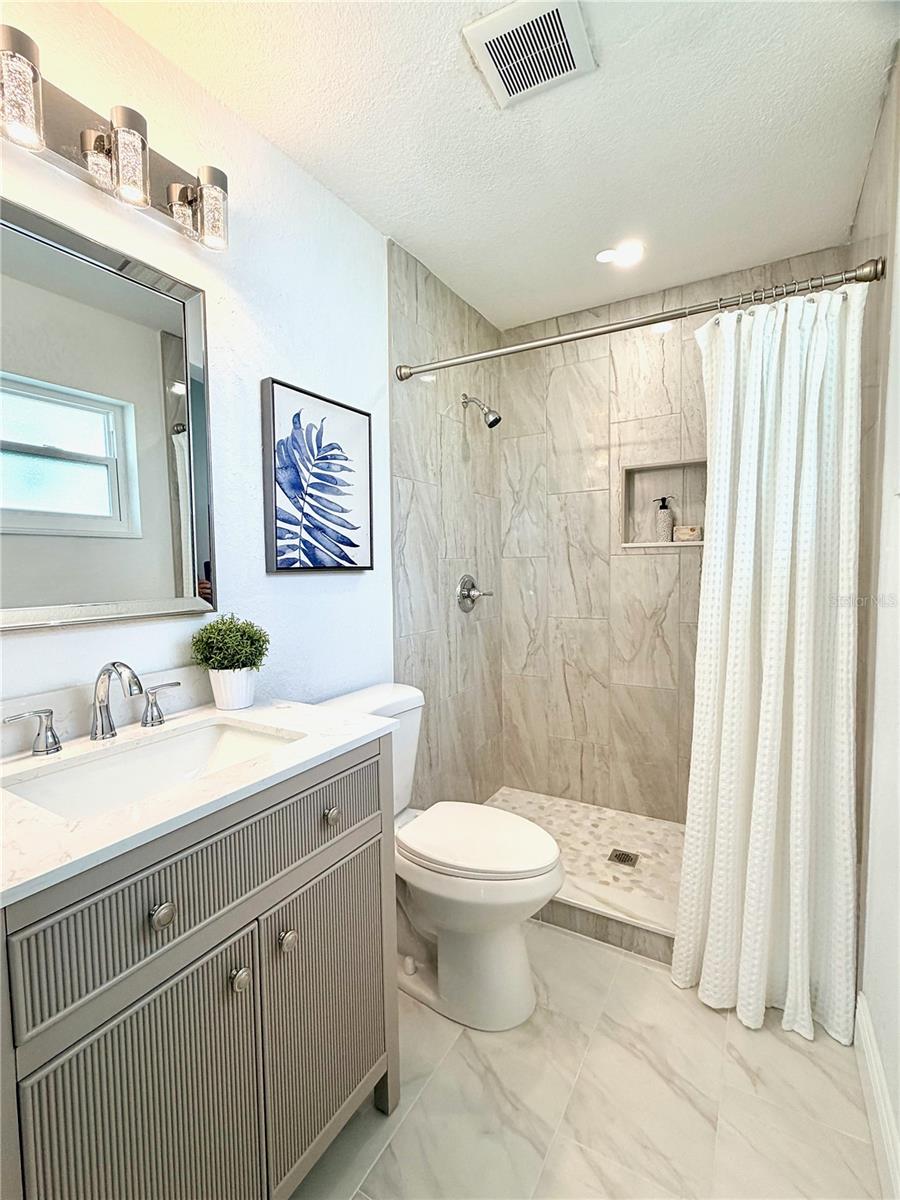 26-Primary bedroom ensuite