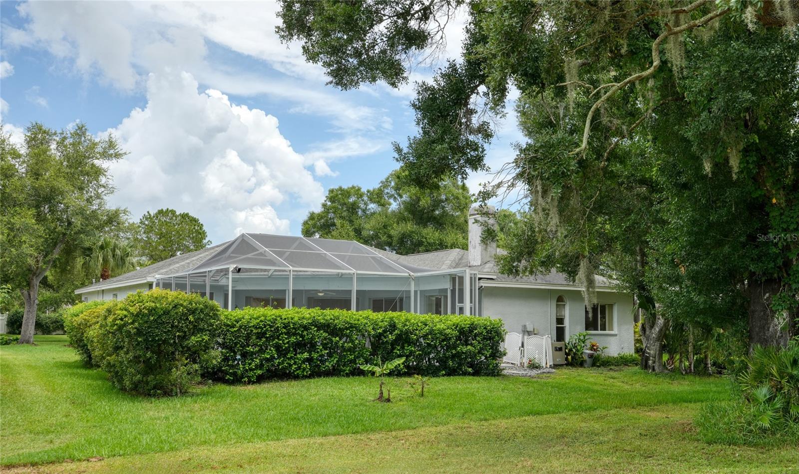 Single story golf course lot home